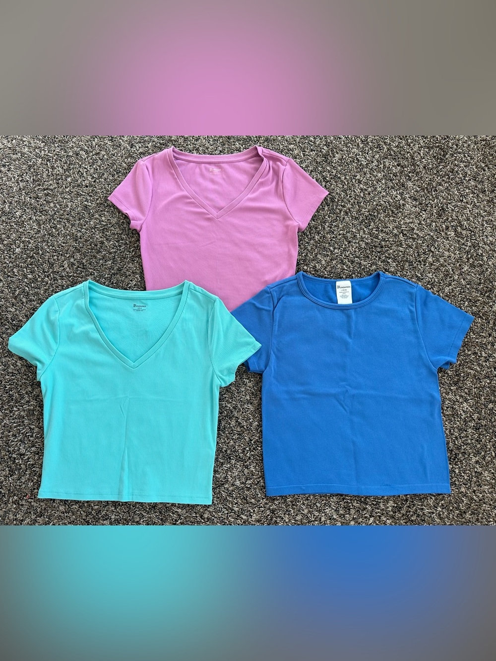 No Boundaries Womens Short Sleeve cropped Tees in Pink, Aqua & Blue